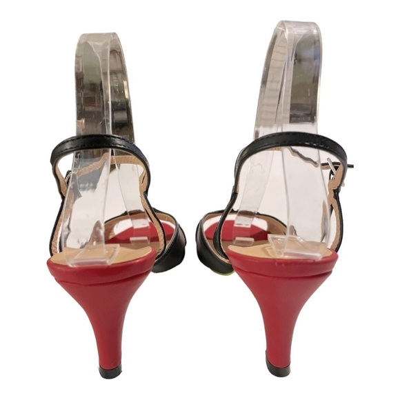 ModCloth Royal Monk
Strawberry Heels Size 5 - Picture 4 of 8